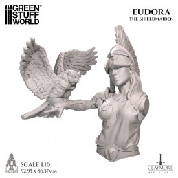 Claymore Miniatures - Eudora The Shieldmaiden