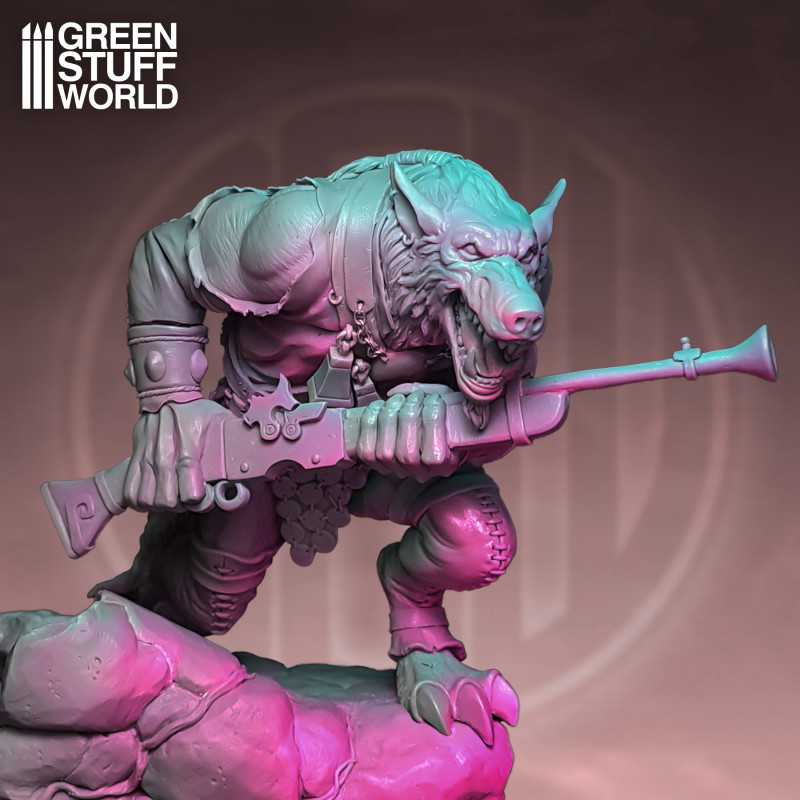 Journeyman Miniatures - Lykai the Freed Journeyman Miniatures - Lykai the Freed
