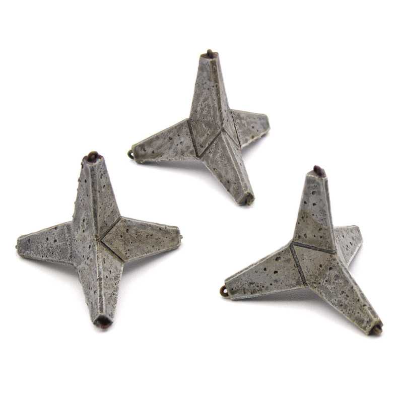 Panzerabwehr Hindernis mit Dreizack Drachenzähne