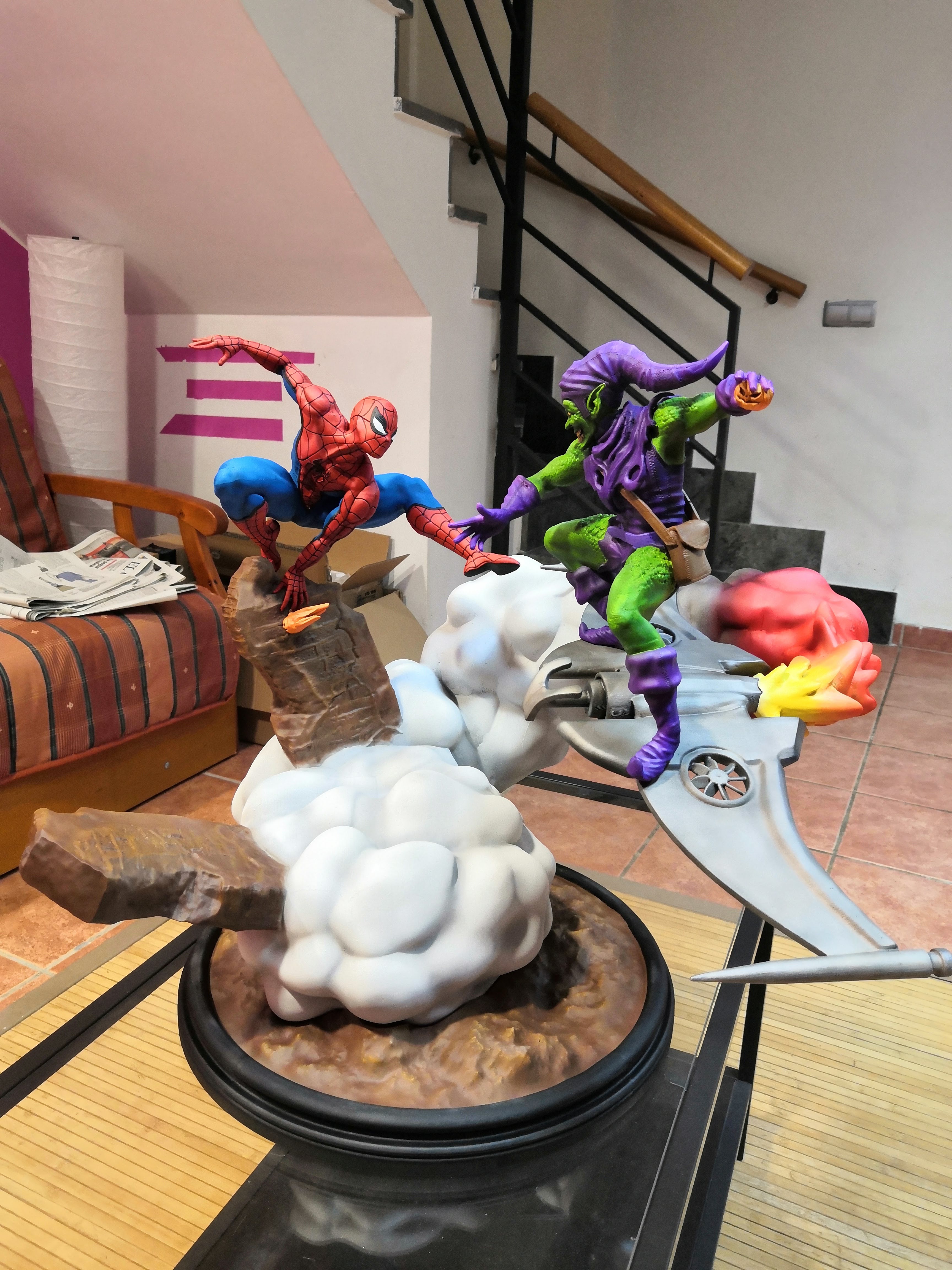 Spider-man Vs. Green Goblin diorama | Creative