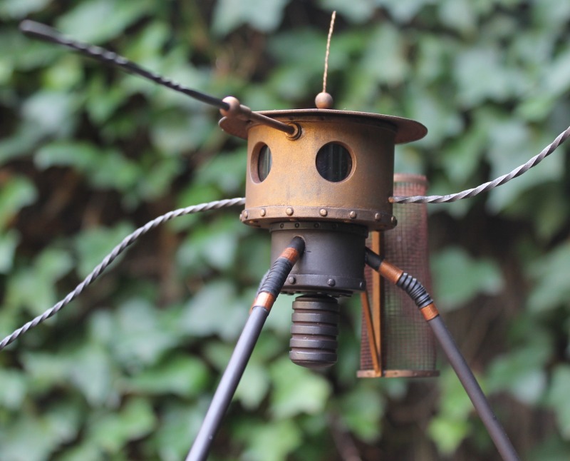 TRIPOD44