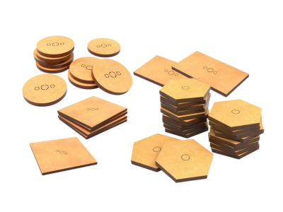 Wooden base for miniatures: everything you need to know